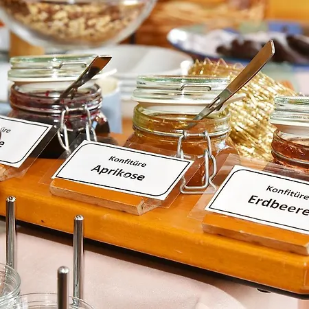 Dorotheenhof Hotel 3*