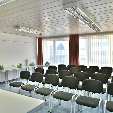 Dorotheenhof 3*