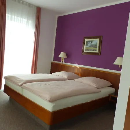 Отель Dorotheenhof Котбус