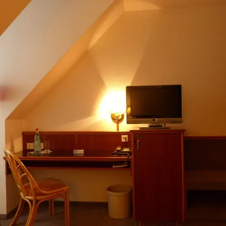 Dorotheenhof Отель Котбус